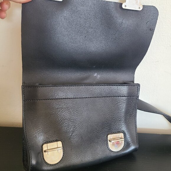 M0851 Shoulder Crossbody Bag Black Leather Small - Picture 9 of 10